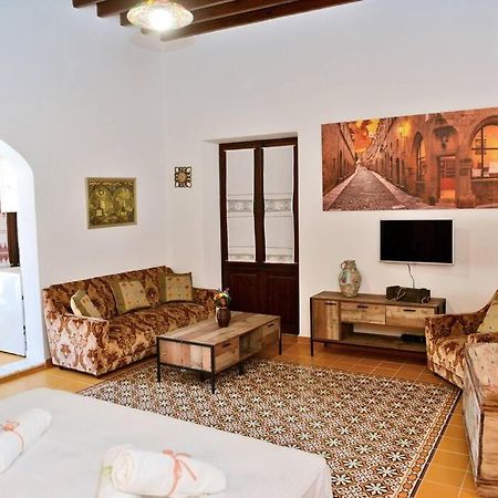 Meandros Suite In Old Town Rhodes City Екстериор снимка