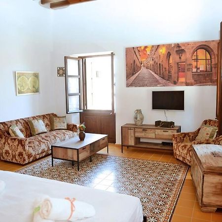 Meandros Suite In Old Town Rhodes City Екстериор снимка