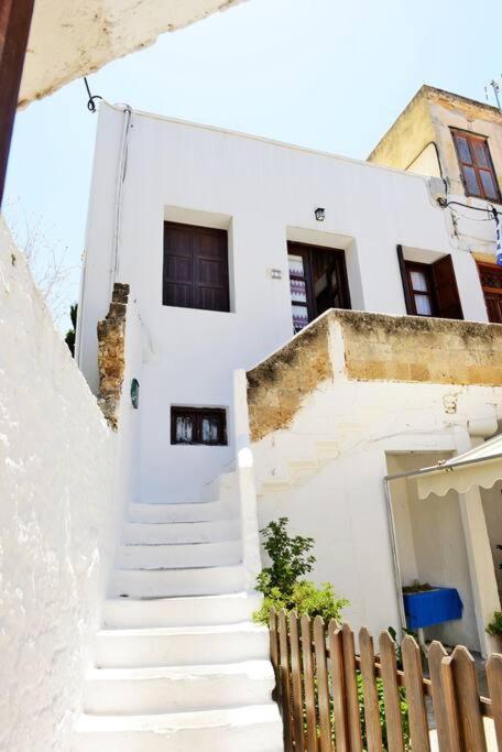 Meandros Suite In Old Town Rhodes City Екстериор снимка